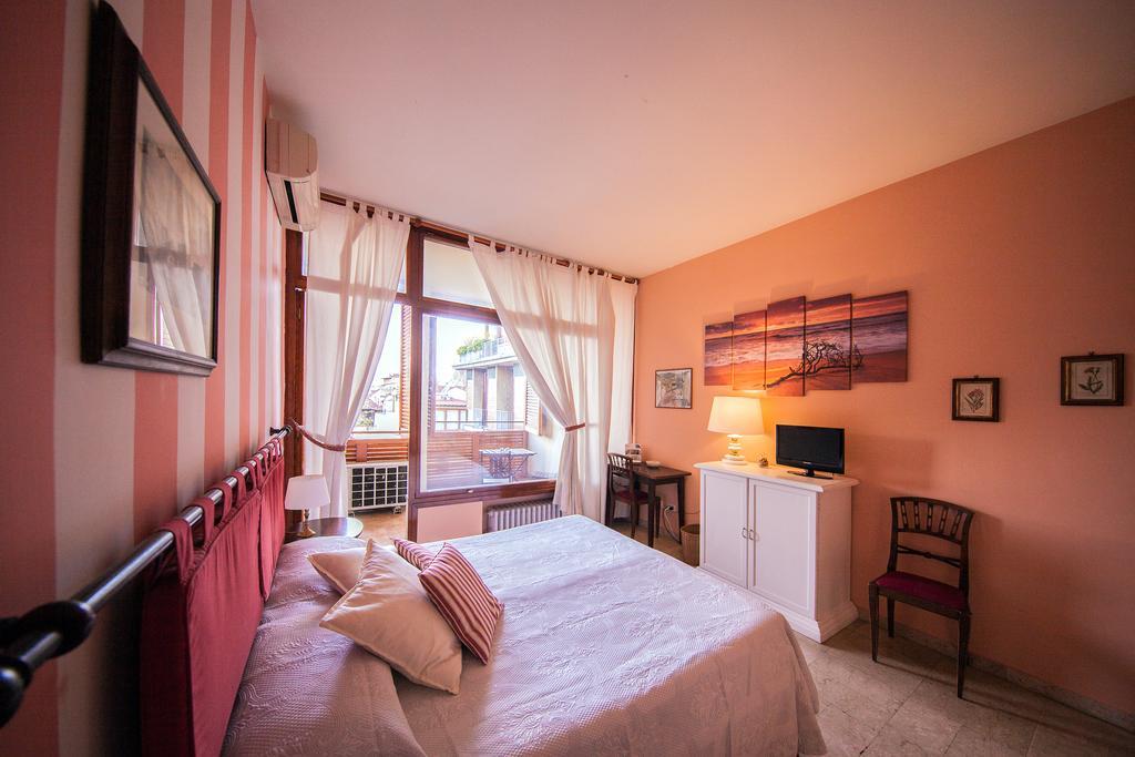 A Teatro Hotel Firenze Bagian luar foto