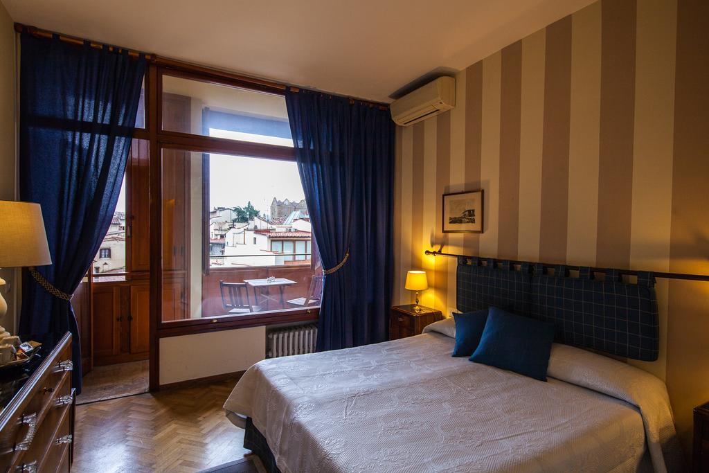 A Teatro Hotel Firenze Bagian luar foto